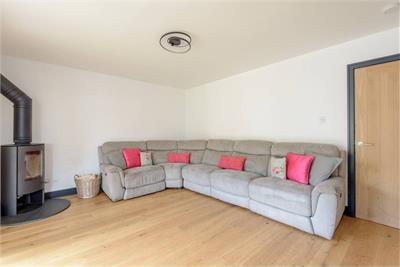 3 Steadings Crescent, Dunbar, EH42 1GR - image 4