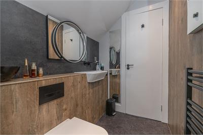 8/6 Tower Street, Edinburgh, EH6 7BY - image 24