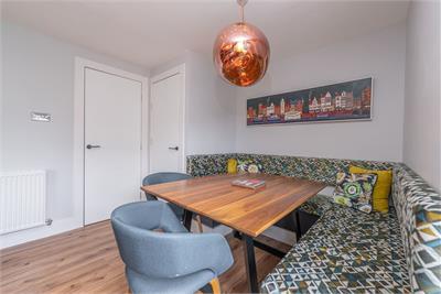 8/6 Tower Street, Edinburgh, EH6 7BY - image 8