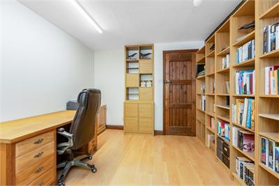 15 Brae Park Road, Cramond, Edinburgh, EH4 6DP - image 16