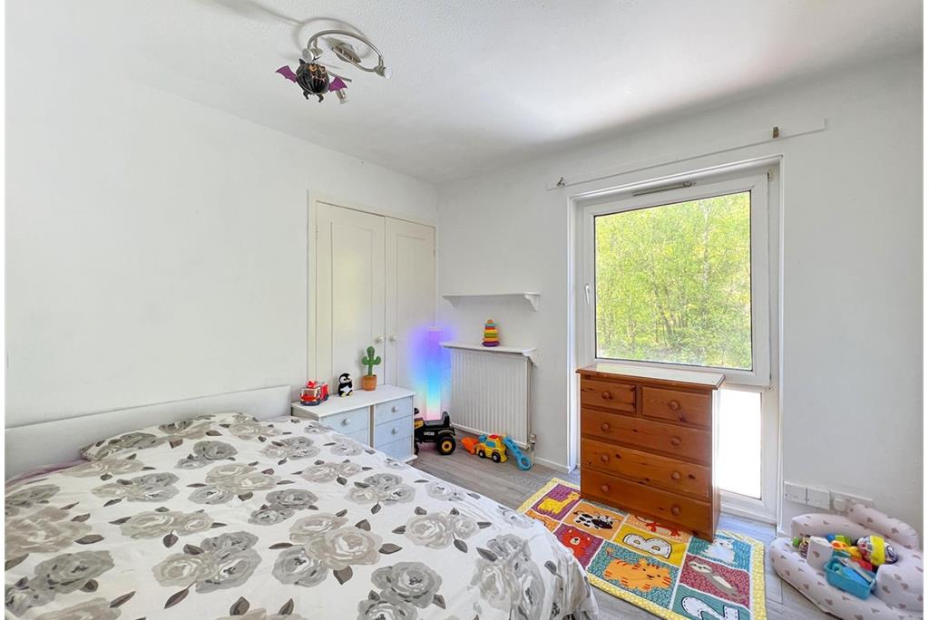 5 Sandhaven,
Sandbank,
Dunoon,
PA23 8QN - image 16