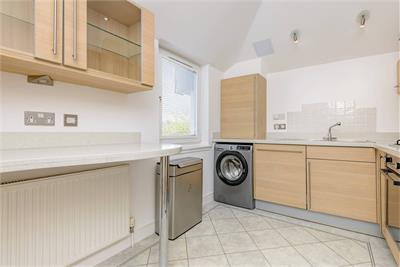 14/7 Howden Hall Road, Edinburgh, EH16 6PQ - image 6