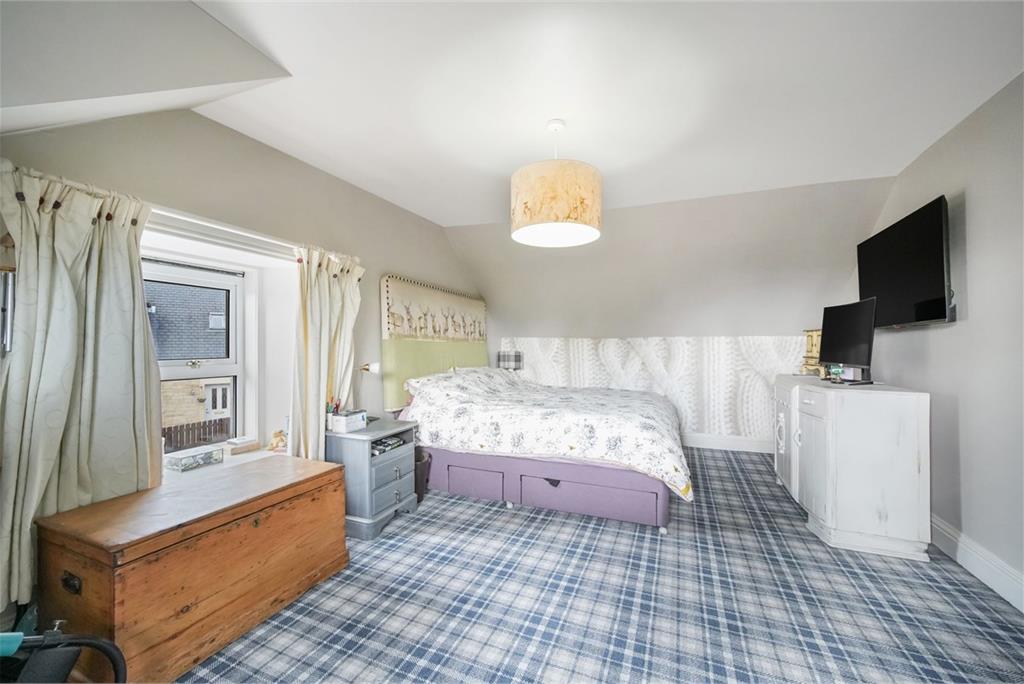 Lupin Cottage
1 Camps Road,
Carnock,
Dunfermline,
KY12 9JP - image 14
