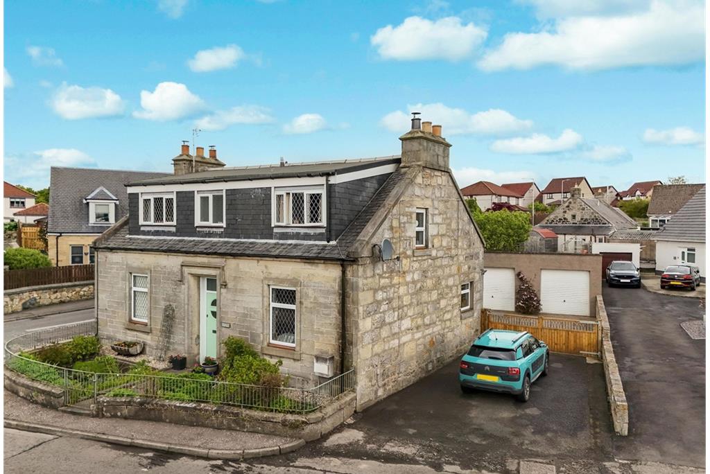 Lupin Cottage
1 Camps Road,
Carnock,
Dunfermline,
KY12 9JP - image 3
