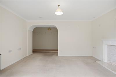 Flat 1 Chartwell House, 4b Churchill, Morningside, EDINBURGH, EH10 4BQ - image 3
