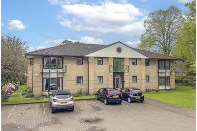 Flat 1 Chartwell House, 4b Churchill, Morningside, EDINBURGH, EH10 4BQ - image 1