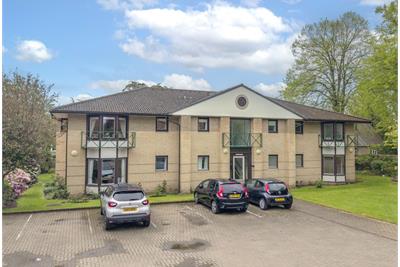 Flat 1 Chartwell House, 4b Churchill, Morningside, EDINBURGH, EH10 4BQ - image 1