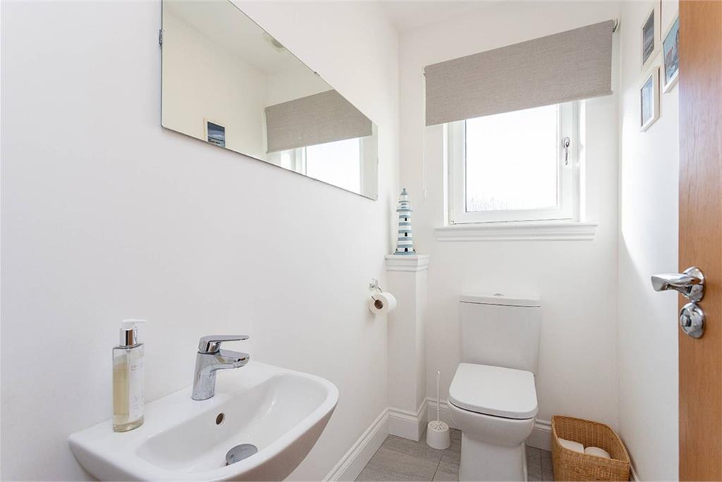 6 Old St Andrews Road, Guardbridge, KY16 0UD - image 10