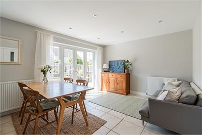 12 North Platt Crescent, Ratho, EH28 8JT - image 5