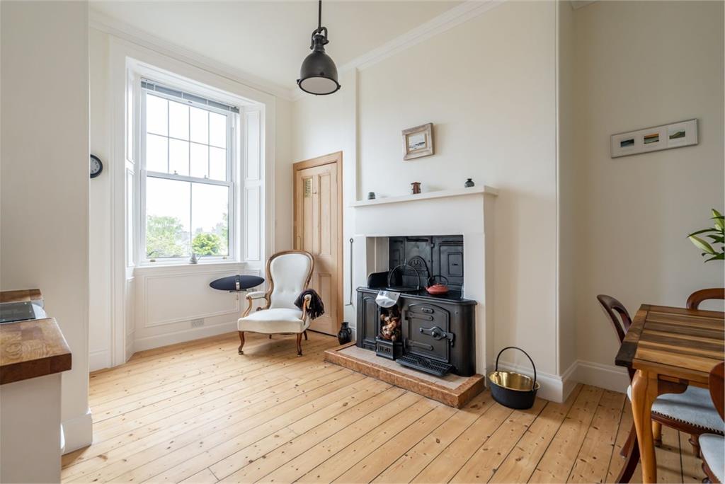 9/2 Plewlands Terrace, Edinburgh, EH10 5JX - image 4
