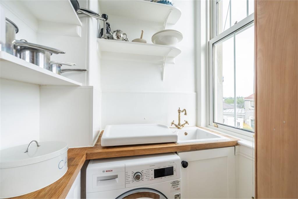 9/2 Plewlands Terrace, Edinburgh, EH10 5JX - image 7