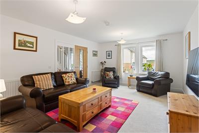 26 Dreepy Burn Drive, Pathhead, EH37 5AB - image 2