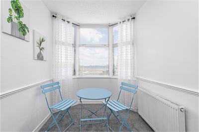 310b, High Street, Cowdenbeath, KY4 9NT - image 4