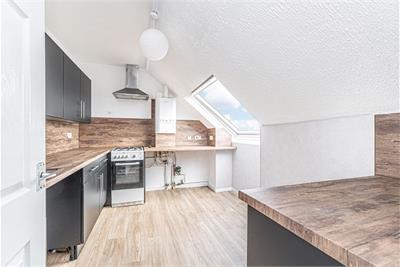310b, High Street, Cowdenbeath, KY4 9NT - image 5
