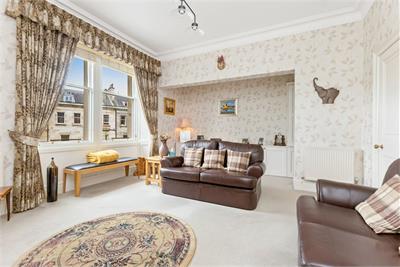 18 (flat 4), Rothesay Terrace, West End, Edinburgh, EH3 7RY - image 3