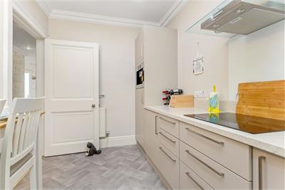 18 (flat 4), Rothesay Terrace, West End, Edinburgh, EH3 7RY - image 5