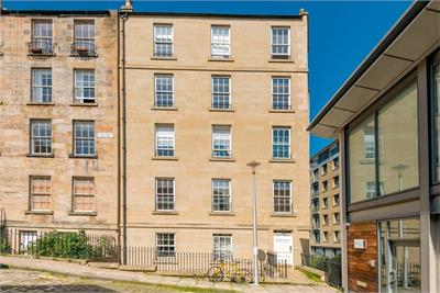 23c/4, Gayfield Square, New Town, Edinburgh, EH1 3NX - image 2