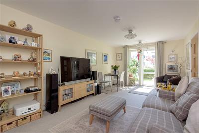8 Tantallon Court, North Berwick, EH39 5QF - image 2