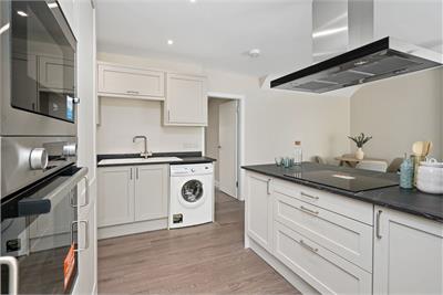 156 Main Street, Pathhead, EH37 5RE - image 7