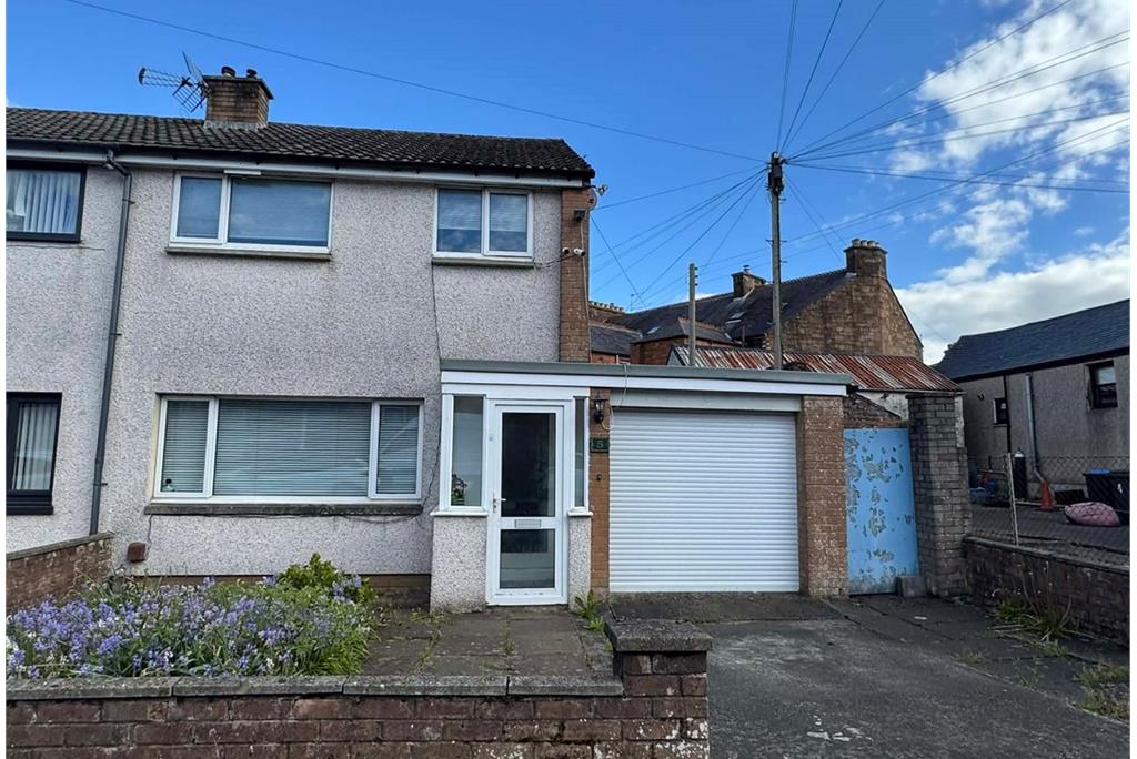 5 Nursery Place,
Annan,
DG12 5DD - image 1