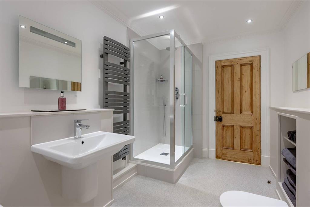 8b Northumberland Street South East Lane,
Edinburgh,
EH3 6LP - image 25