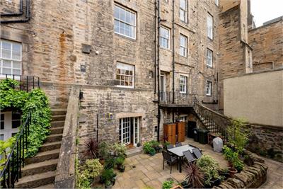 8b Northumberland Street South East Lane, Edinburgh, EH3 6LP - image 1