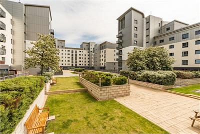 7/3 Western Harbour Midway, Edinburgh, EH6 6LE - image 15