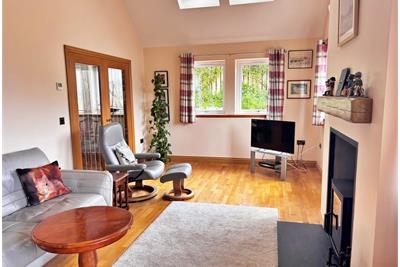 25 Cannee Chase,
Kirkcudbright,
DG6 4DB - image 2