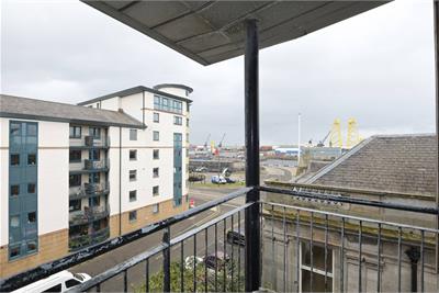 7/14 Tower Place, The Shore, Edinburgh, EH6 7BZ - image 18