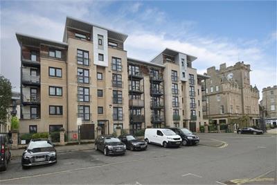 7/14 Tower Place, The Shore, Edinburgh, EH6 7BZ - image 1