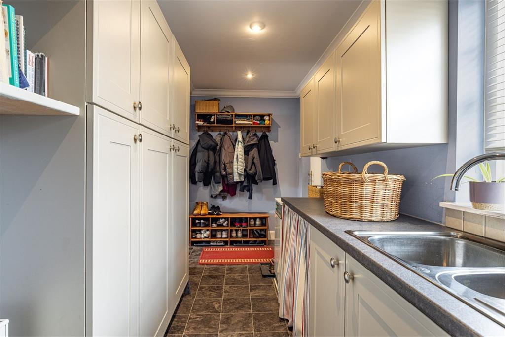 7 Kaimknowe, Kelso, TD5 7NX - image 5