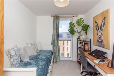 2/8 Cunningham Square, Portobello, Edinburgh, EH15 1BF - image 11