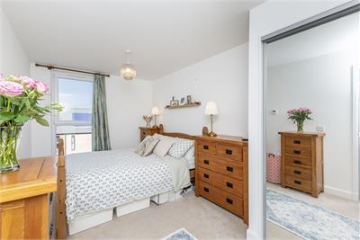 2/8 Cunningham Square, Portobello, Edinburgh, EH15 1BF - image 7