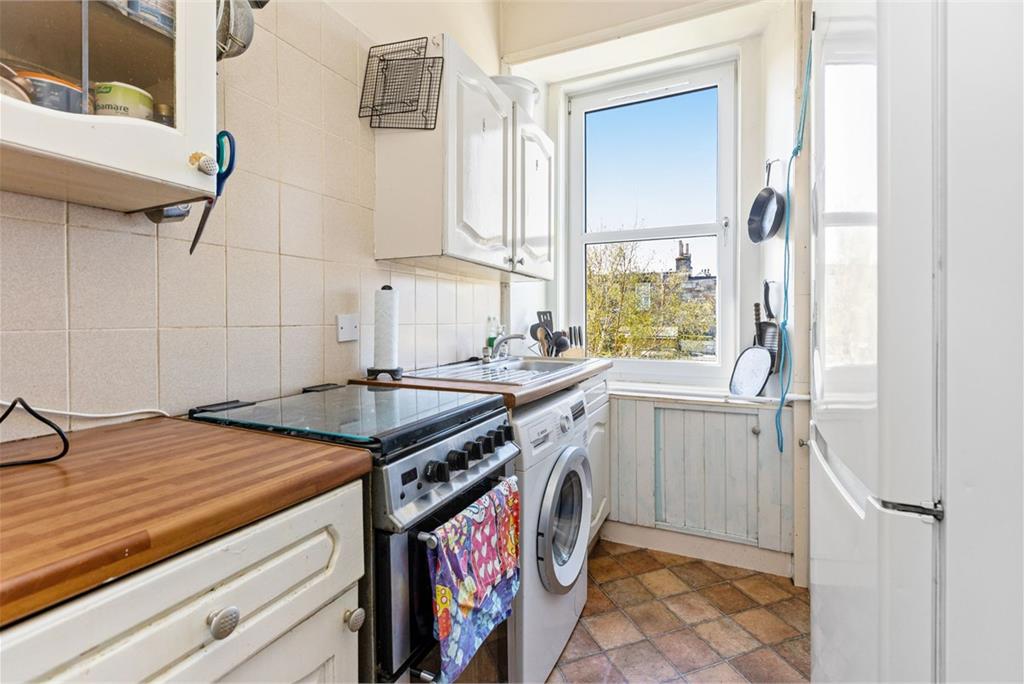 14 Hawthornbank Place, Edinburgh, EH6 4HG - image 7