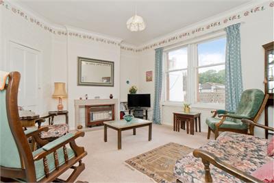 1c Market Place, North Berwick, East Lothian, EH39 4JF - image 2
