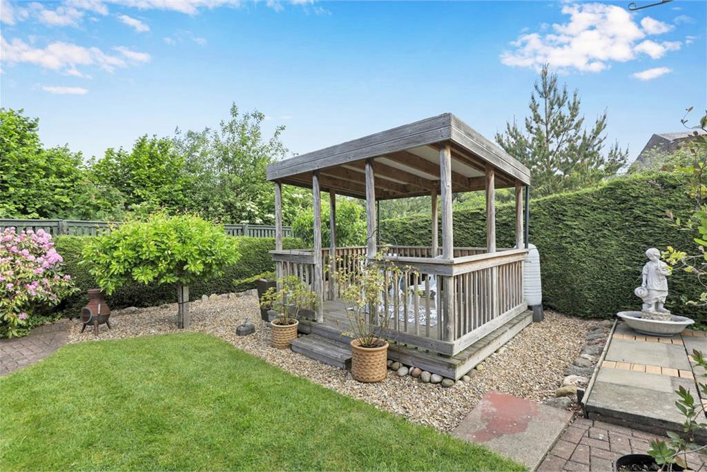 25 Victoria Road, Newtongrange, EH22 4NN - image 17