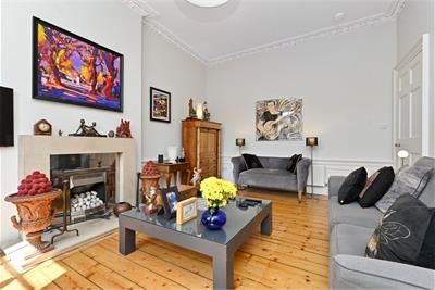 15/4 Pitt Street, Edinburgh, EH6 4BX - image 3