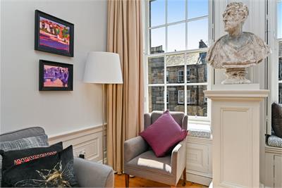 15/4 Pitt Street, Edinburgh, EH6 4BX - image 4