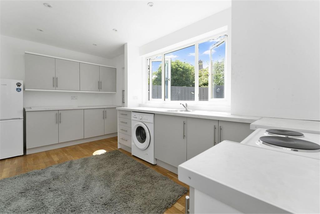 23 Craigour Crescent, Moredun, Edinburgh, EH17 7PL - image 4
