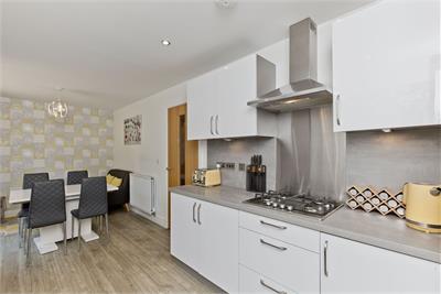 37 Kings View Crescent, Ratho, EH28 8AF - image 4