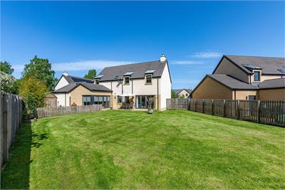11 Coatburn Green, Darnick, TD6 9FD - image 1