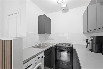 15/14 Wardlaw Place, Edinburgh, EH11 1UD - image 5