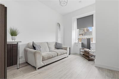 15/14 Wardlaw Place, Edinburgh, EH11 1UD - image 1