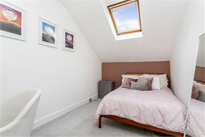 7/2 Carlton Street, Edinburgh, EH4 1NE - image 13