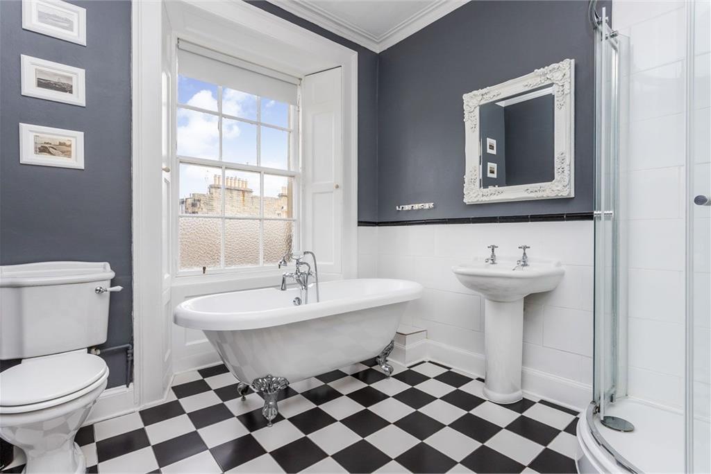 7/2 Carlton Street,
Edinburgh,
EH4 1NE - image 14