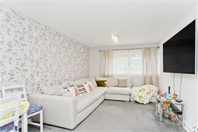 40/7 Calder Gardens, Edinburgh, EH11 4LG - image 2