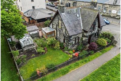 Castleblair Lodge, Inglis Lane, Dunfermline, KY12 9DP - image 1