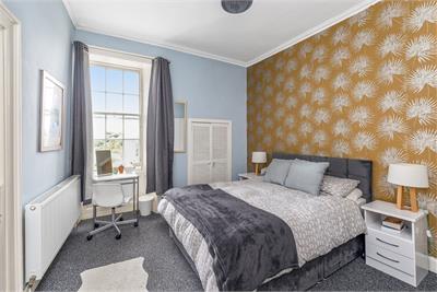 79 (2F2), High Street, Dalkeith, EH22 1JA - image 3