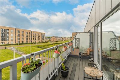 3 Mauseley Park, Edinburgh, EH4 8FB - image 2