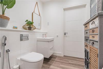 3 Mauseley Park, Edinburgh, EH4 8FB - image 12